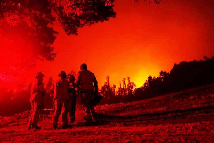 Alerta roja por los incendios: aumentó a 26 el número de muertos