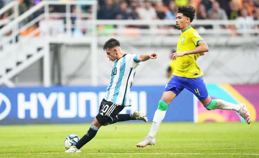 La Selección Argentina enfrenta a Alemania y busca el pase a la final