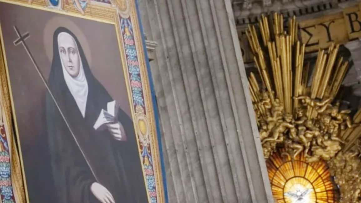 El papa Francisco canonizó a Mama Antula, la primera santa argentina