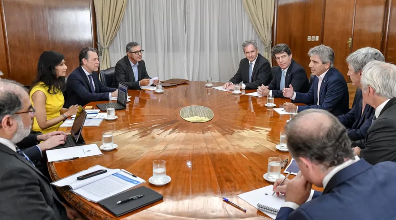 Técnicos del FMI se encuentran en Argentina y avanzan con la octava revisión del acuerdo