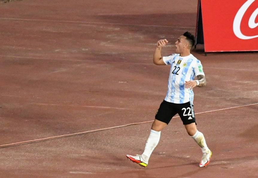 La Selección Argentina derrotó a Colombia y sigue de racha