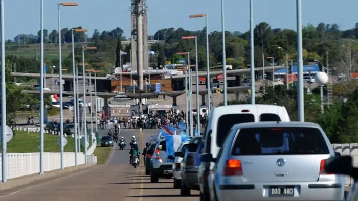 El litoral uruguayo organiza movilización masiva por la crisis