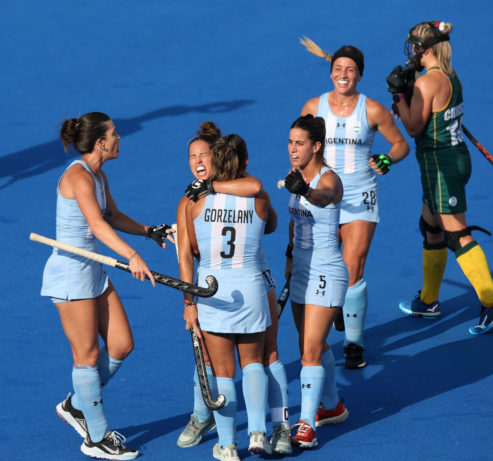 Hockey sobre césped: Las Leonas vencieron a Sudáfrica y lideras el grupo B de los Juegos Olímpicos