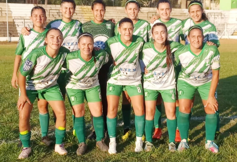 estudiantes femenino