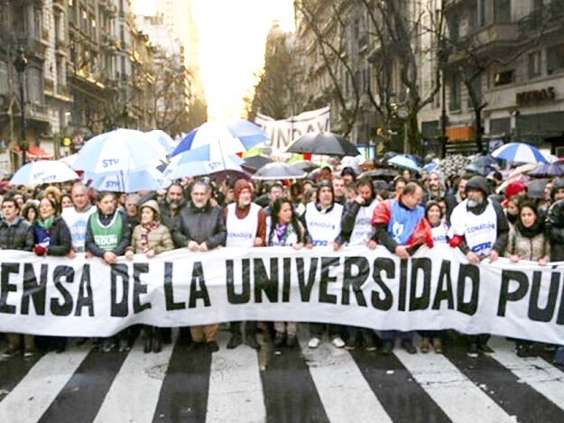Docentes universitarios van al paro hoy lunes y martes – El Heraldo