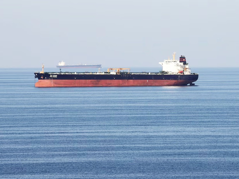 La Marina de Estados Unidos escoltará a los petroleros que quieran cruzar el Estrecho de Ormuz