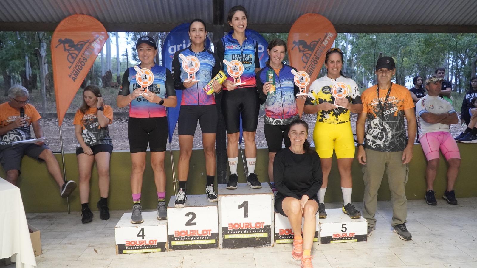 Navarro y Müller ganaron en la apertura de la temporada del campeonato de mountain bike - 2
