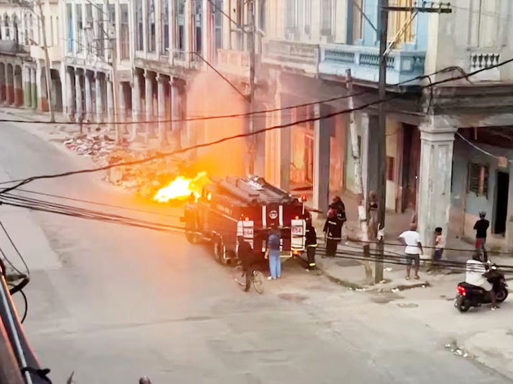 Crisis sanitaria en La Habana: la quema de basura se impone ante el colapso del servicio de recolección