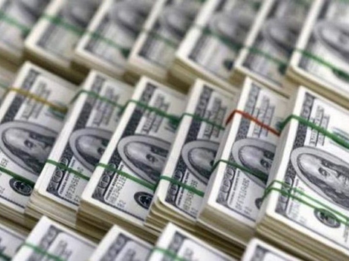 El dólar cerró mayo en alza y el mercado lo ubica en $1.600 para diciembre