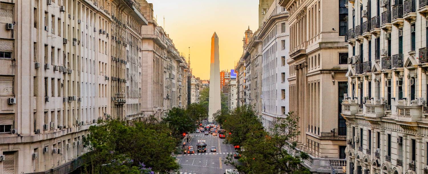 El Obelisco cumple 90 años: la historia detrás del monumento más emblemático del país