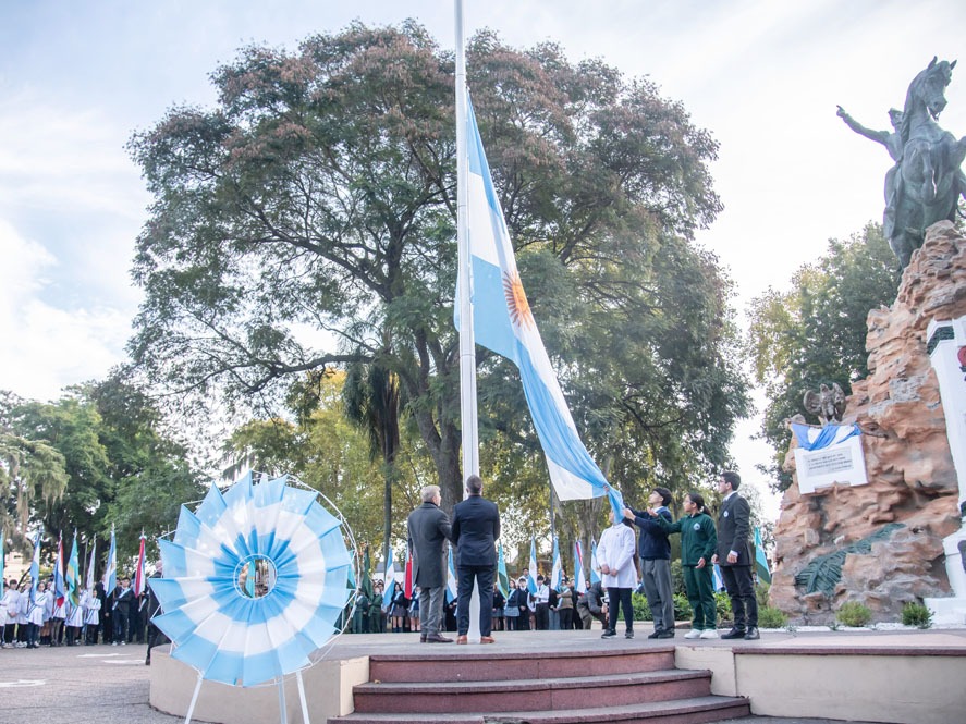 Frigerio reivindicó el acuerdo y la unidad en el acto central del 25 de Mayo