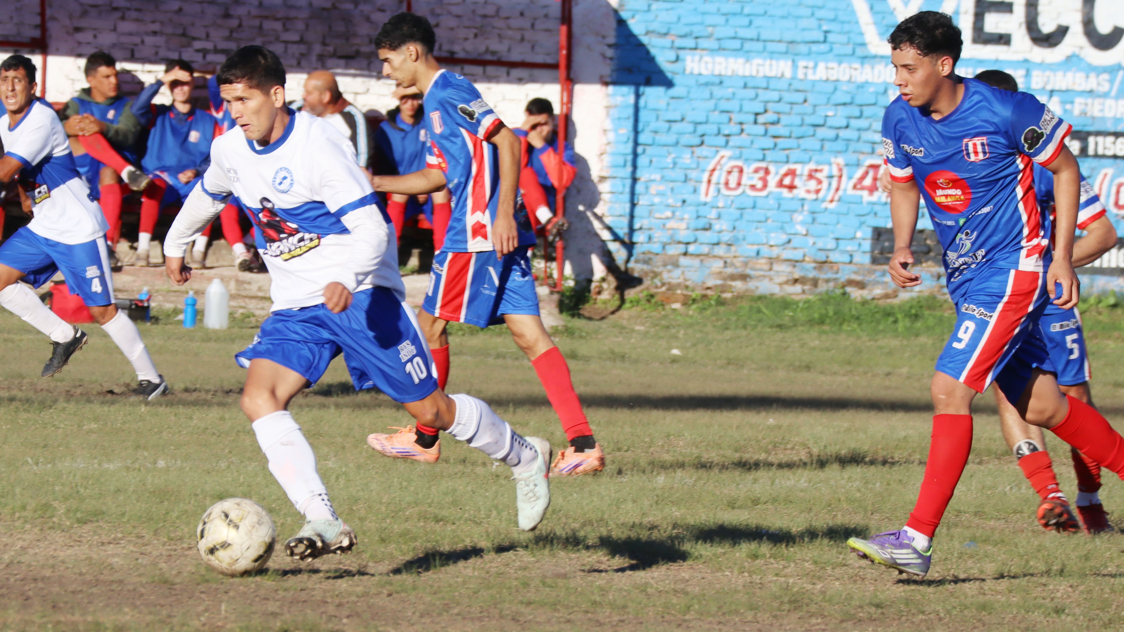 Estudiantes, Victoria, Ferro, Zorraquin y Atlético Charrúas festejaron en el inicio de los Interzonales de la B