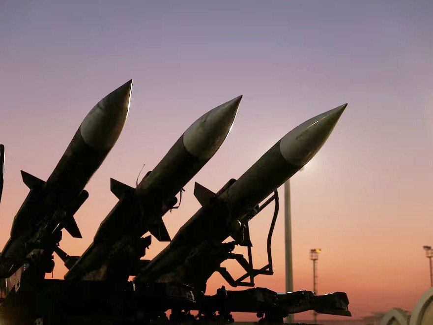 La Guardia Revolucionaria de Irán amenazó con extender la guerra más allá de la región si Estados Unidos reanuda los ataques