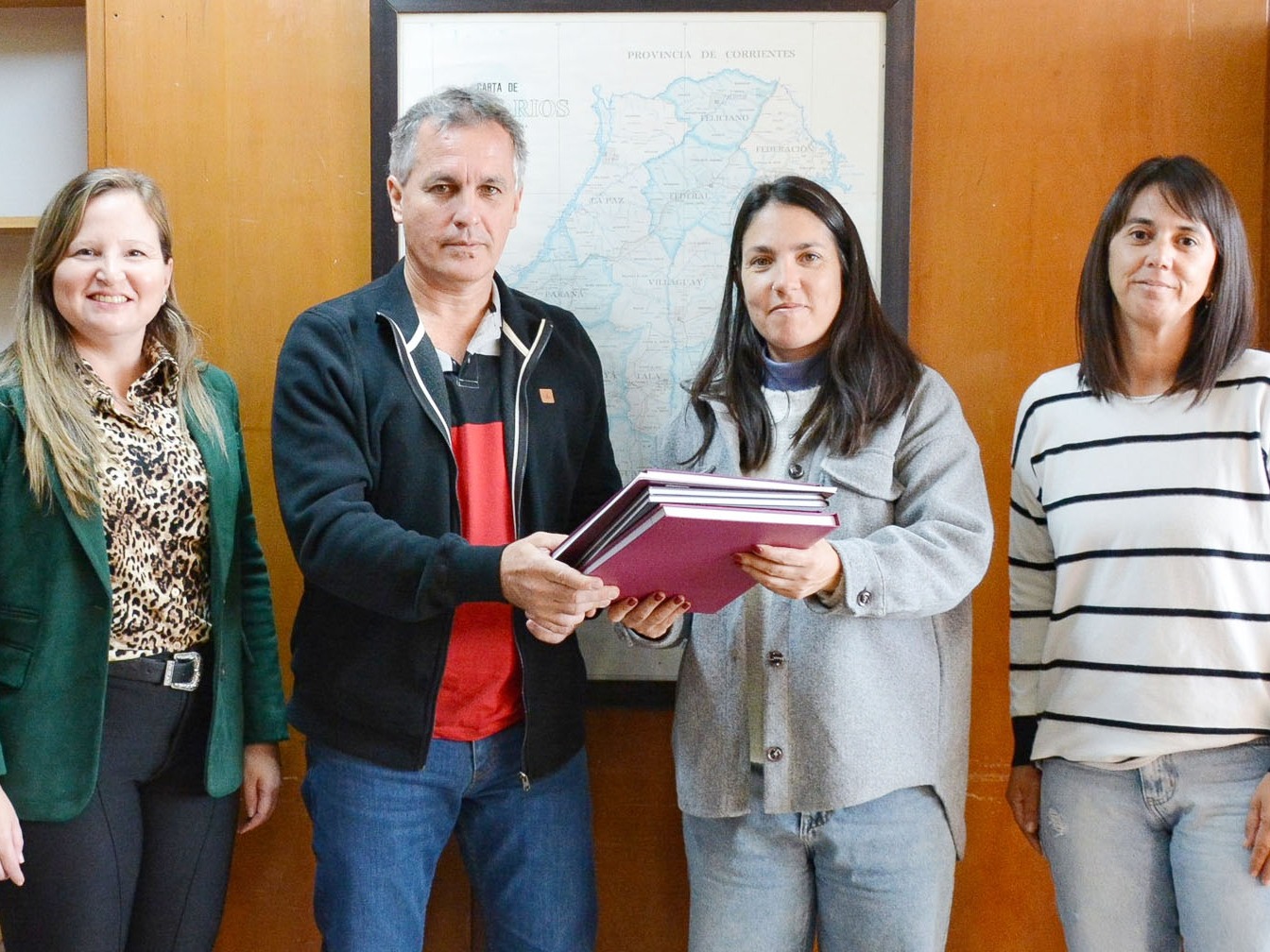 El Ministerio de Desarrollo Humano acompañó la obtención de personería jurídica de la Asociación Civil Galpón Solidario