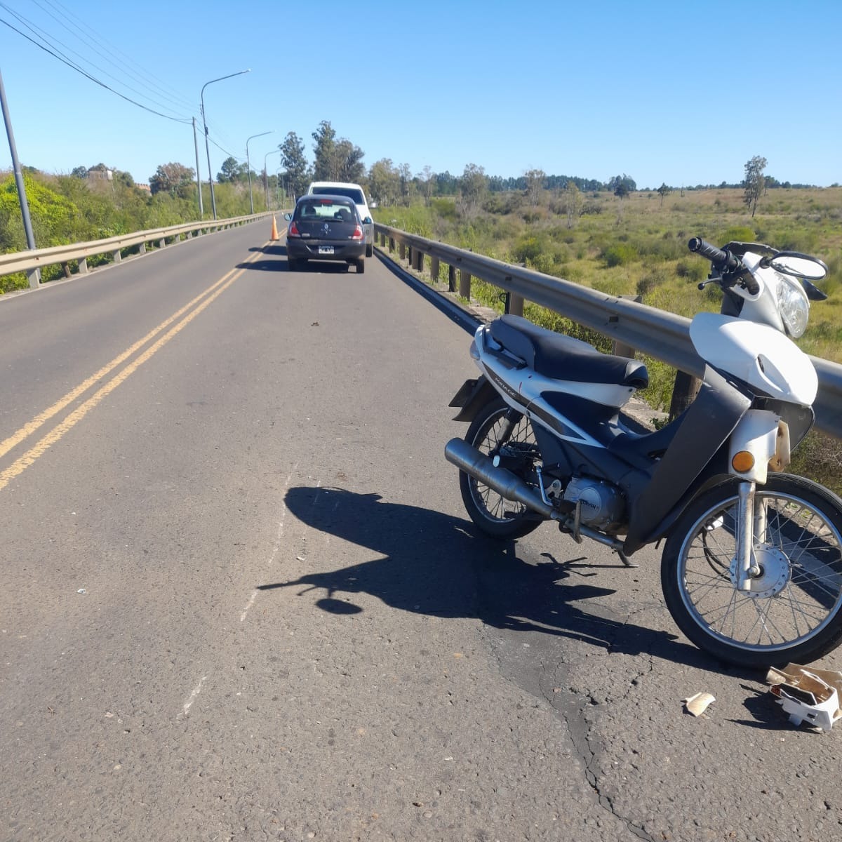 Motociclista herido tras un choque en inmediaciones del Puente Alvear