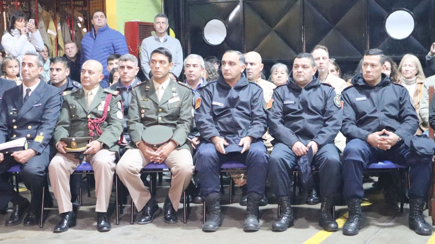 Día del Bombero Voluntario: Entregan todo a cambio de nada, destacó Oscar Arce
