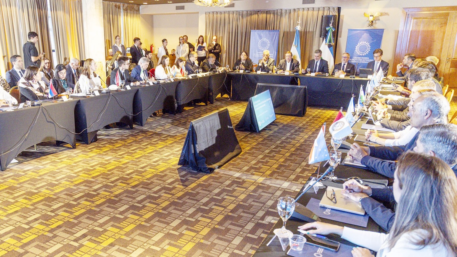 La provincia participa en acciones conjuntas para fortalecer el comercio internacional