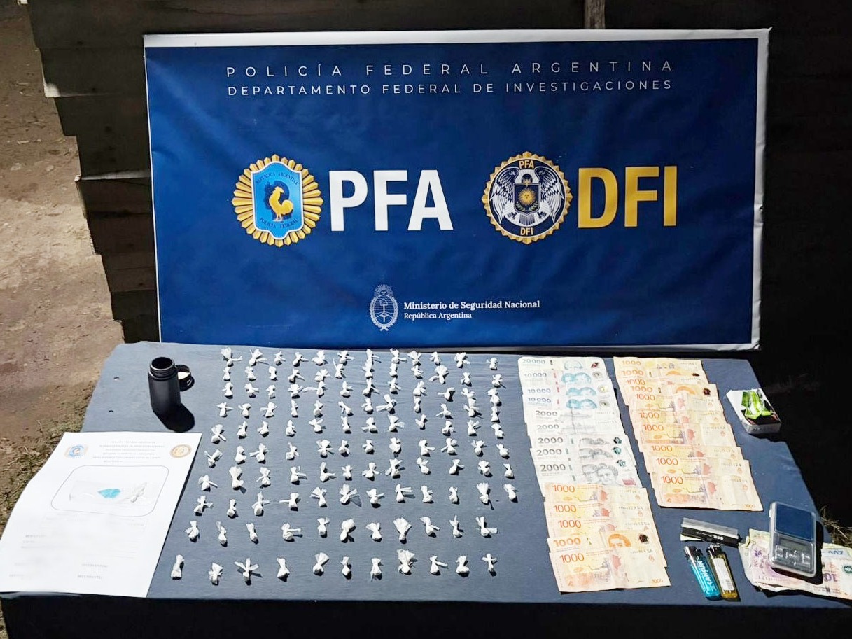 Desbaratan dos puntos de venta de drogas en Concordia y dos personas fueron detenidas