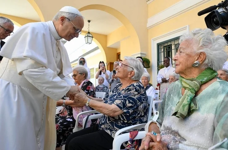 El Papa a los abuelos: No teman a la fragilidad, recen conmigo por la paz