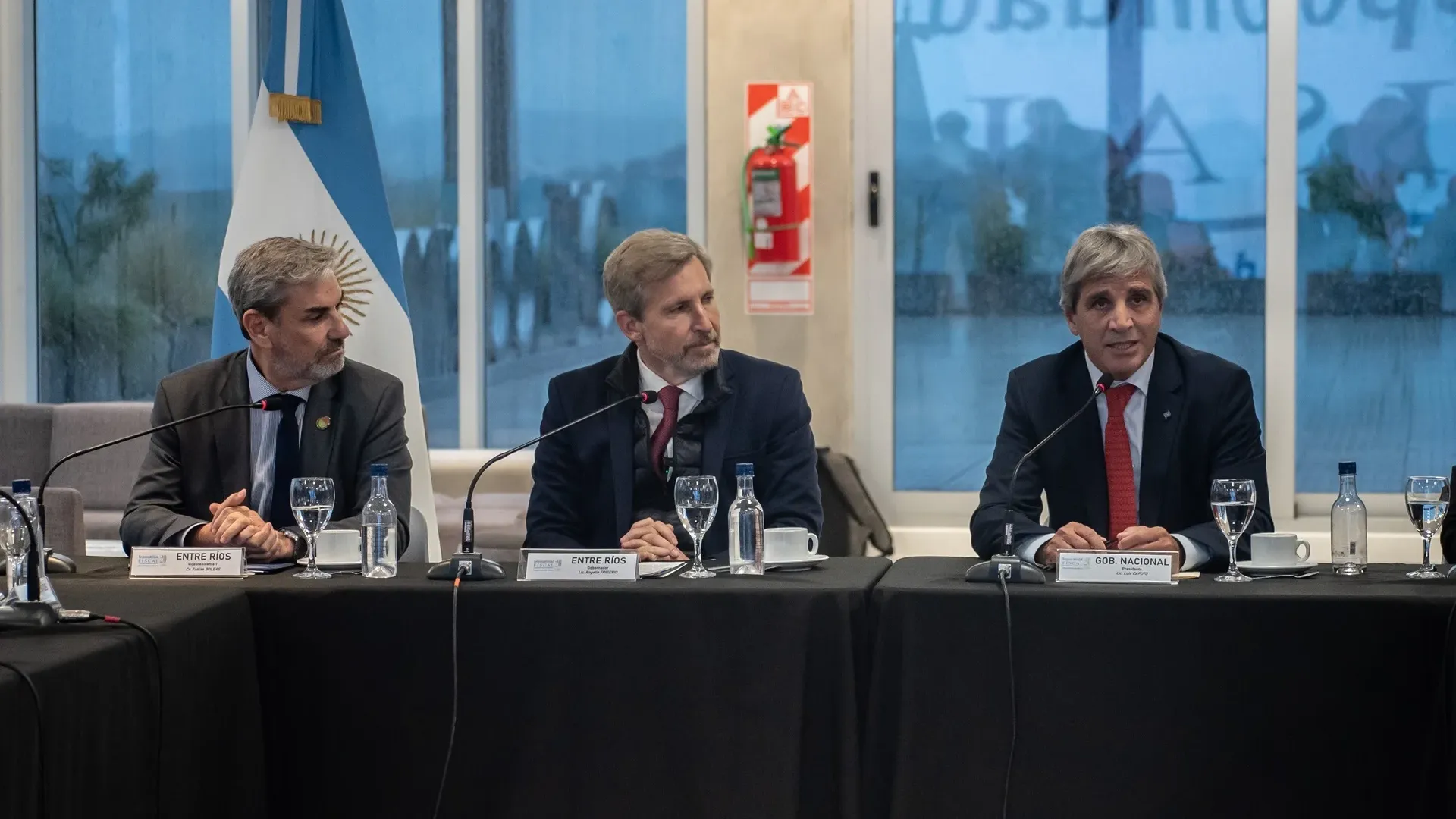 Frigerio recibió a Caputo y afirmó: Estamos en condiciones de escribir el próximo capítulo del pacto fiscal