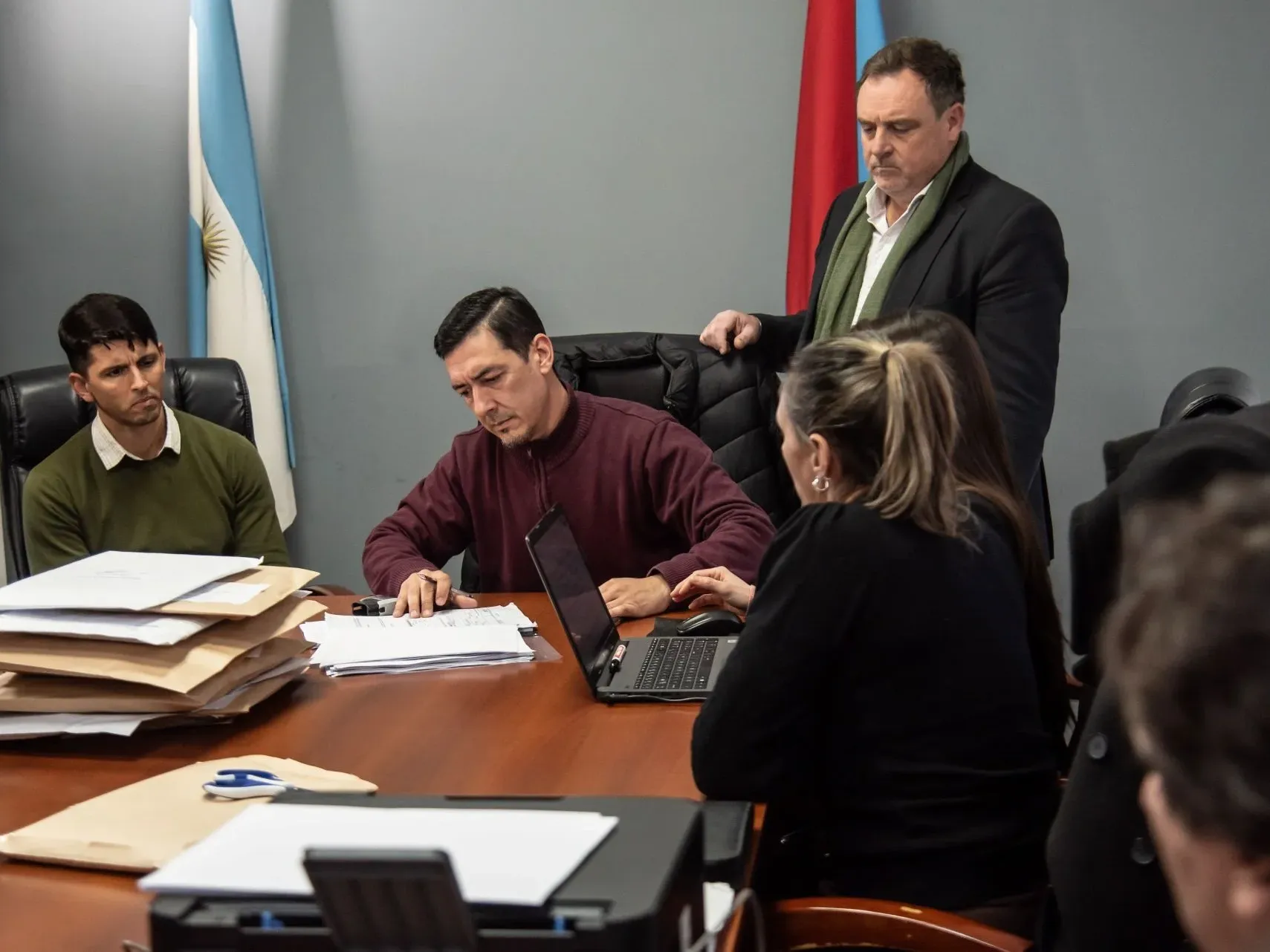 Se abrieron los sobres de las licitaciones para adquirir maquinaria vial
