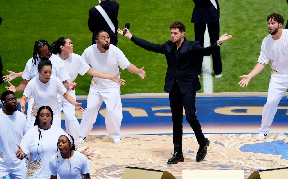 Michael Bublé brilló en la apertura canadiense del Mundial 2026 ante miles de espectadores en Toronto - 2