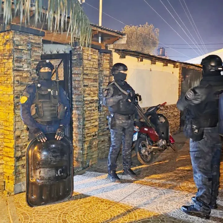 Operativo antidrogas en barrio Fátima: incautan cocaína, dinero y celulares