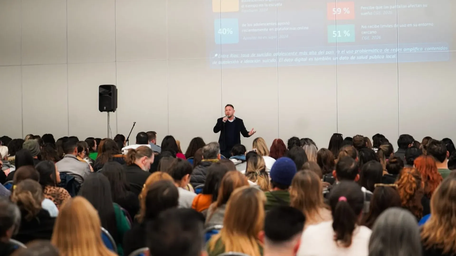 Más de 1.500 estudiantes, docentes y tutores participaron de #HablemosDe