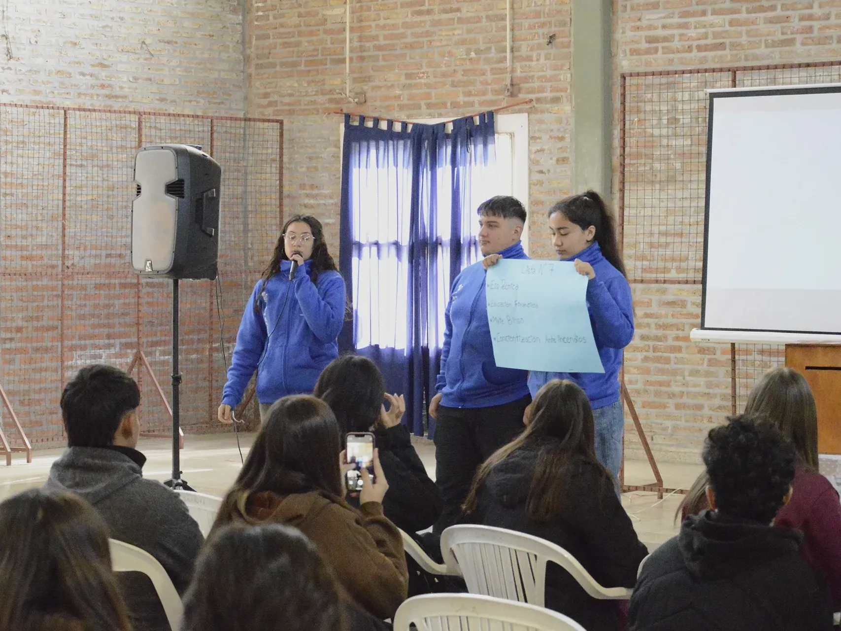 Se extendió la convocatoria para presentar proyectos de un programa para centros de estudiantes