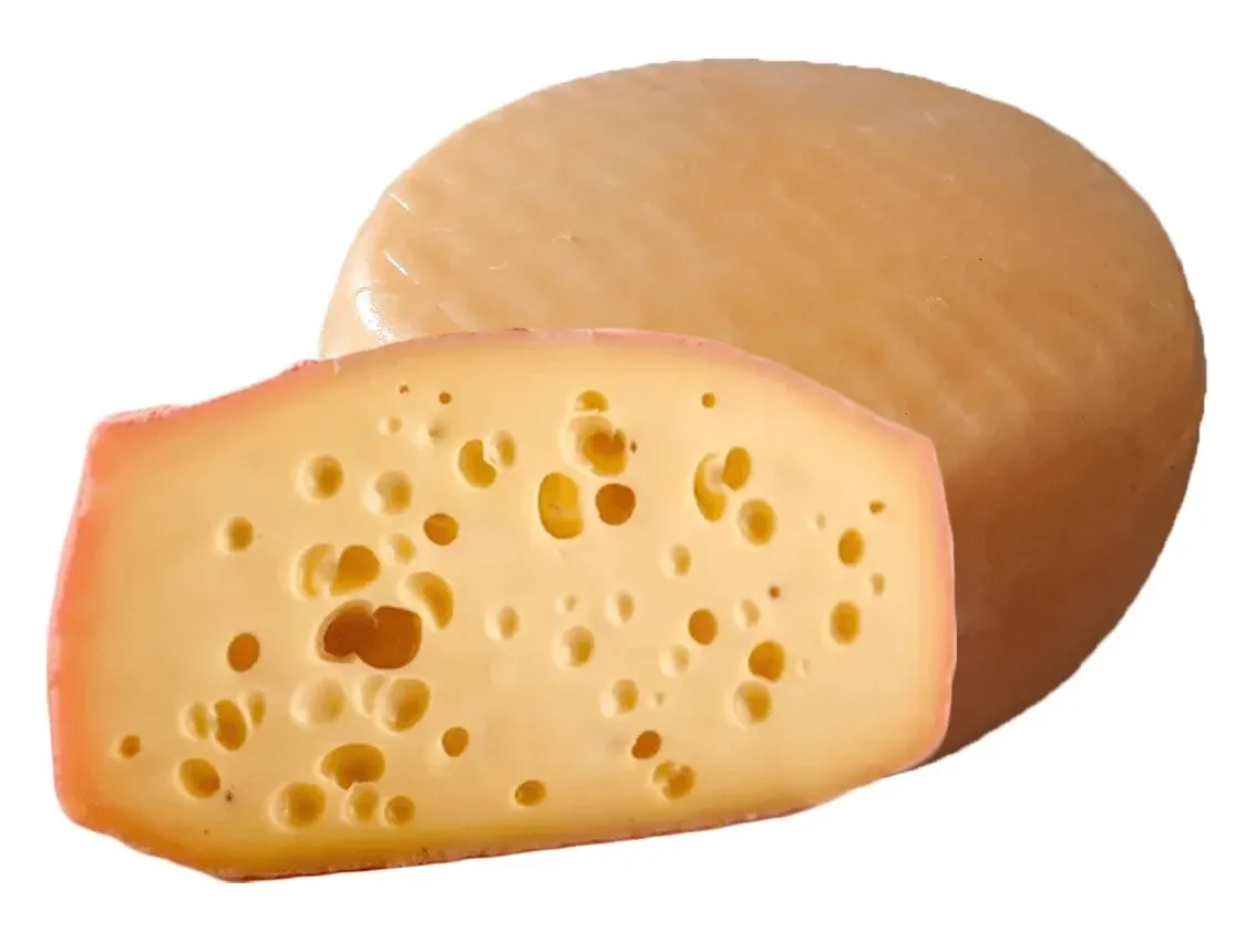 Bromatología difunde la prohibición de vender una marca de queso
