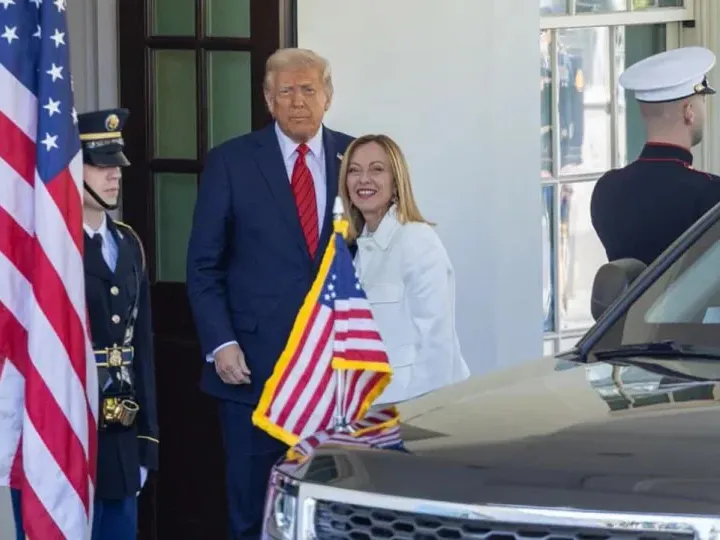 Italia canceló una visita oficial a Estados Unidos tras declaraciones ofensivas de Donald Trump contra Giorgia Meloni