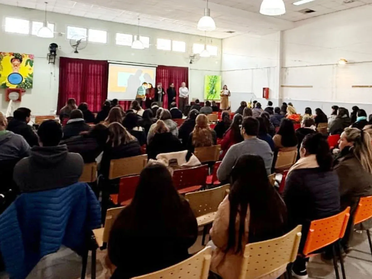 Más de 240 docentes participaron de las capacitaciones del programa Red de Escuelas que Transforman