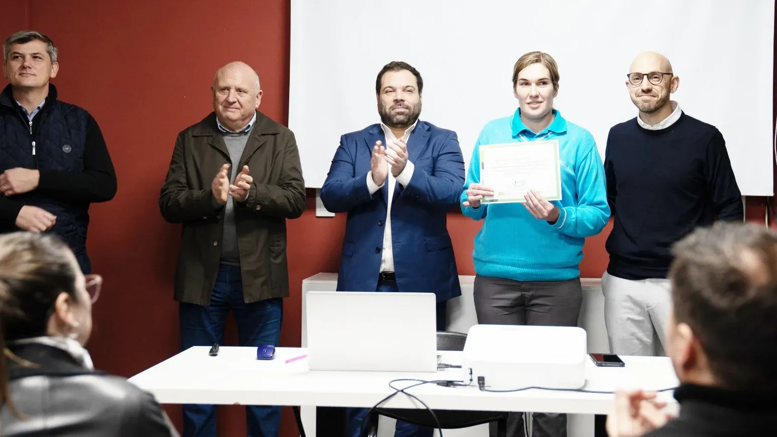 El gobierno formó a trabajadores de La Agrícola Regional como preventores de adicciones