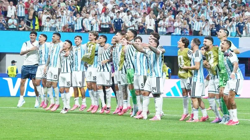 Argentina se levantó de la muerte: los medios del mundo reflejaron la épica victoria argentina