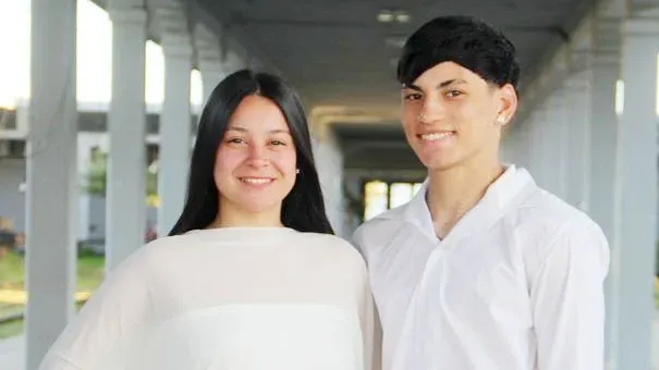 Esc. JUANA AZURDUY: ADALUZ ZAMPEDRI y GERONIMO VALDEZ