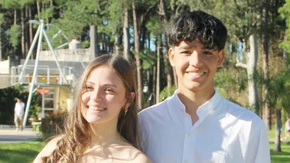 Esc. RENACER: GIANELLA SMITARELLO y LAZARO VELAZQUEZ