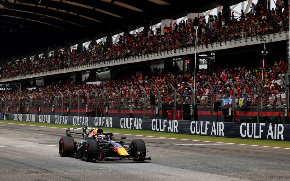 Verstappen ganó el Gran Premio de Baréin y Colapinto remontó ocho posiciones