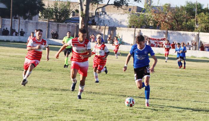 Dos goleadas en el arranque de las series