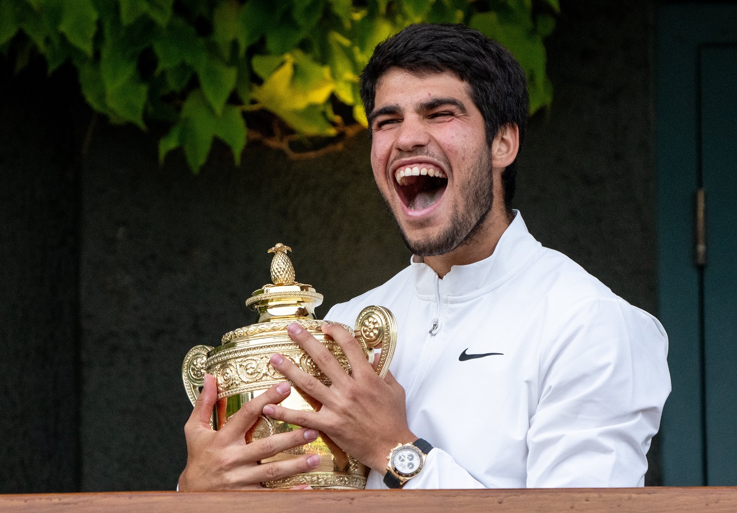 Carlos Alcaraz venció a Novak Djokovic y se consagró campeón de Wimbledon 